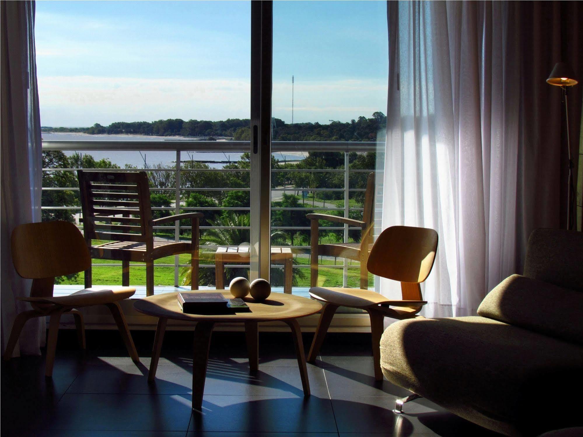 Costa Colonia - Riverside Boutique Hotel โกโลเนีย เดล ซากราเมนโต ภายนอก รูปภาพ