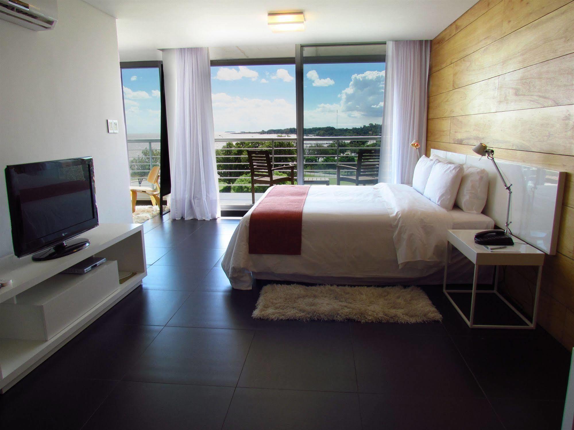 Costa Colonia - Riverside Boutique Hotel โกโลเนีย เดล ซากราเมนโต ภายนอก รูปภาพ