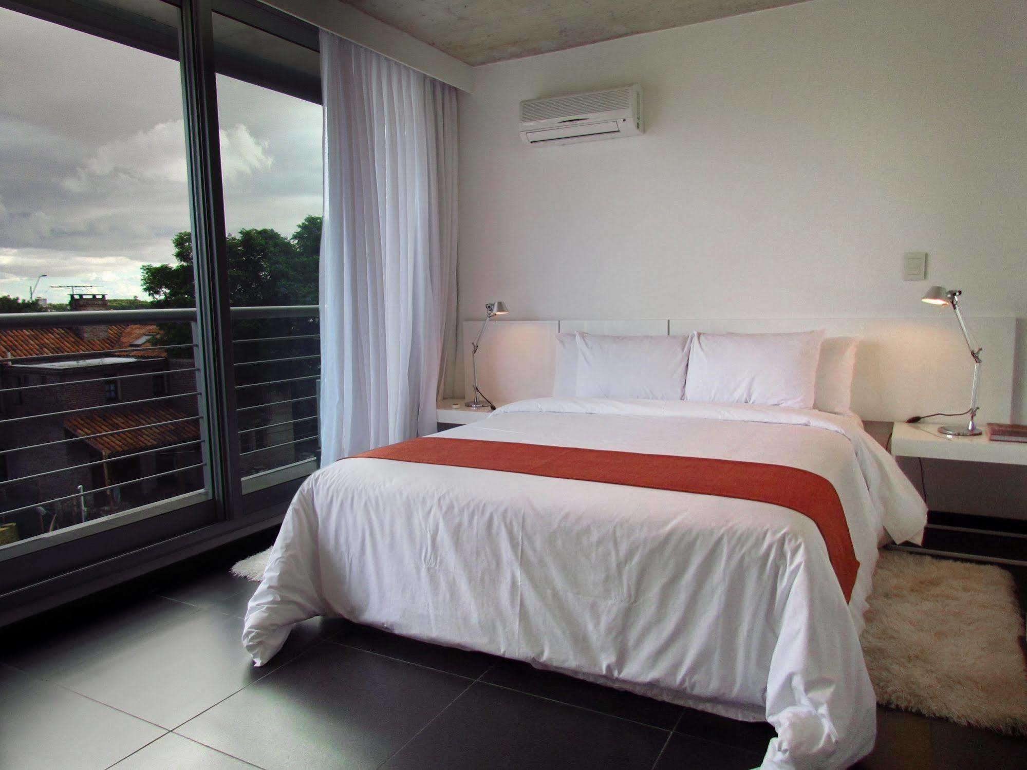 Costa Colonia - Riverside Boutique Hotel โกโลเนีย เดล ซากราเมนโต ภายนอก รูปภาพ