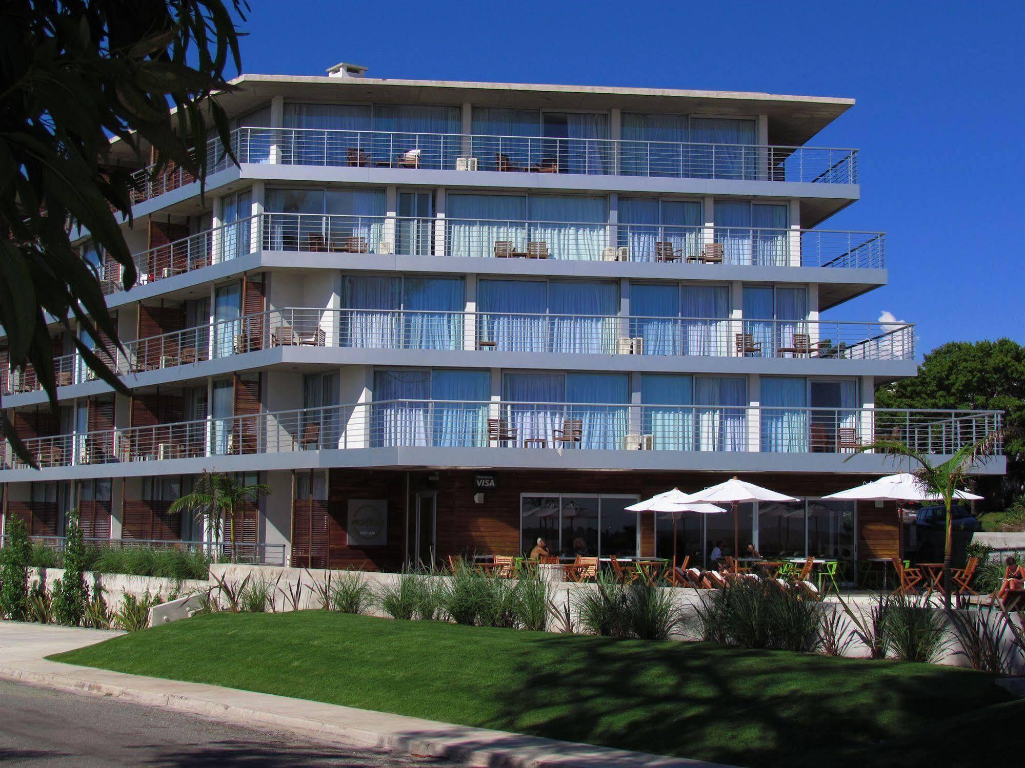 Costa Colonia - Riverside Boutique Hotel โกโลเนีย เดล ซากราเมนโต ภายนอก รูปภาพ